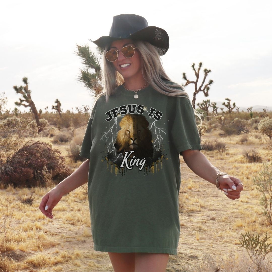 Jesus is King Lion Unisex Tshirt