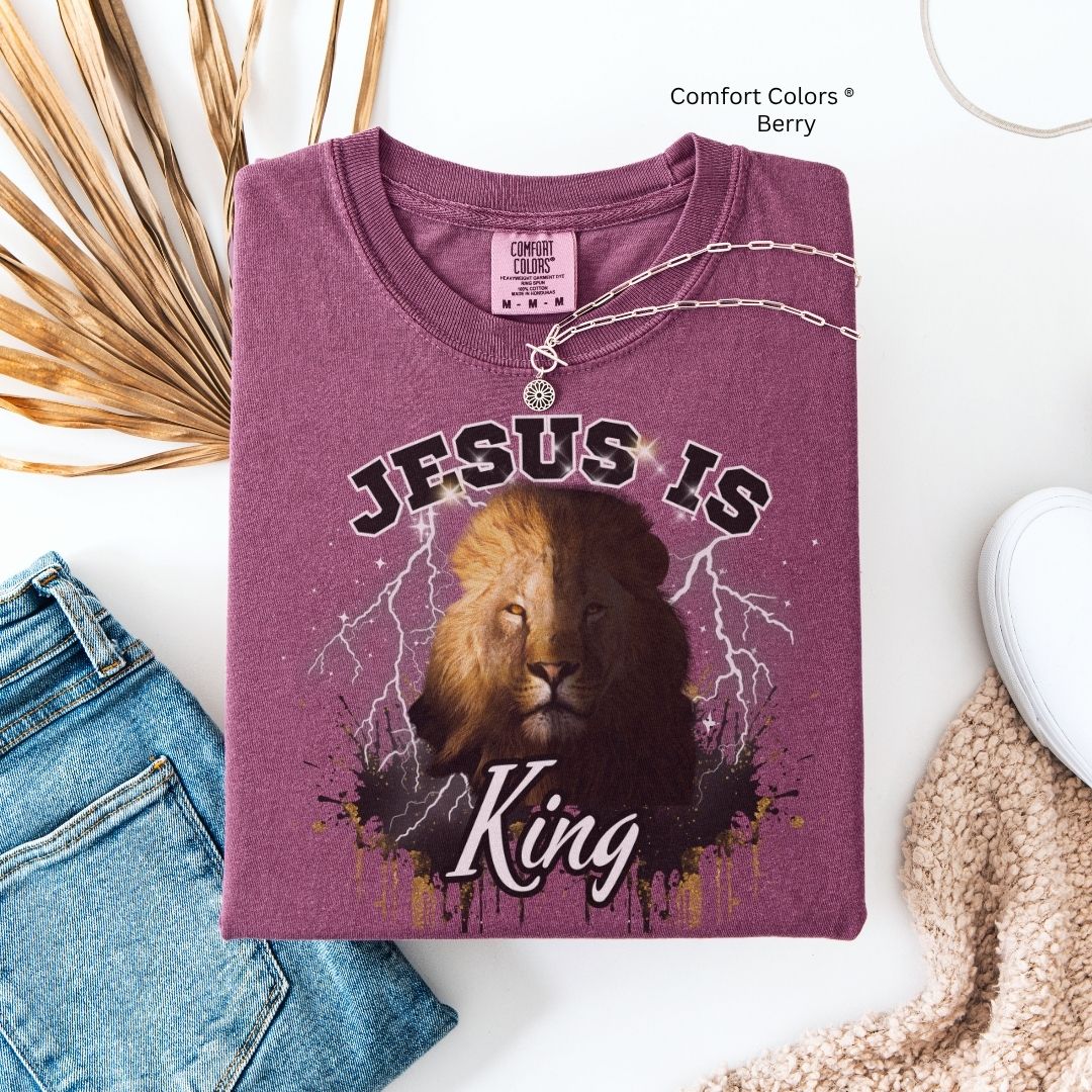 Jesus is King Lion Unisex Tshirt