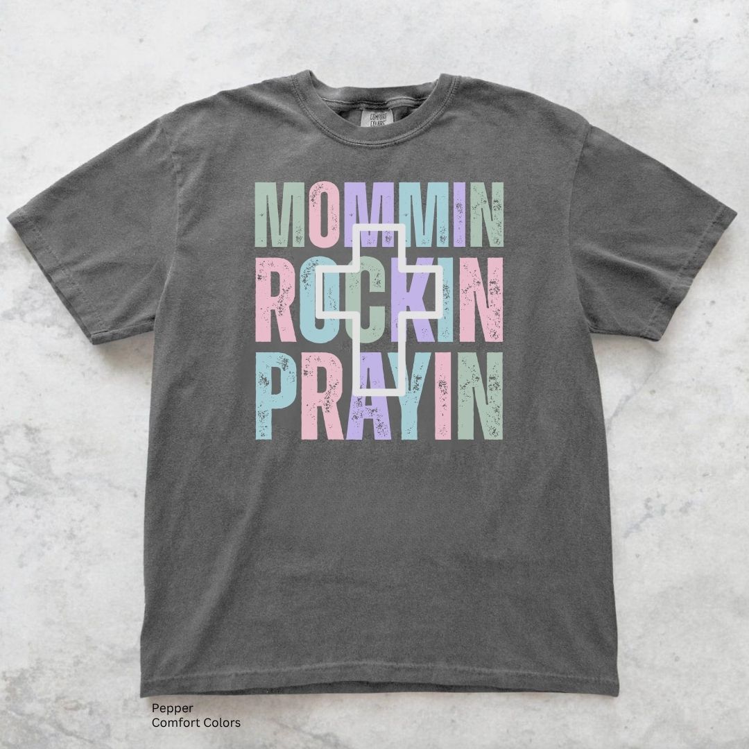 Mommin Rockin Unisex Tshirt